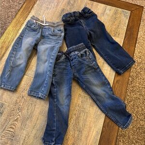 Toddler boy 2t Jeans, bundle